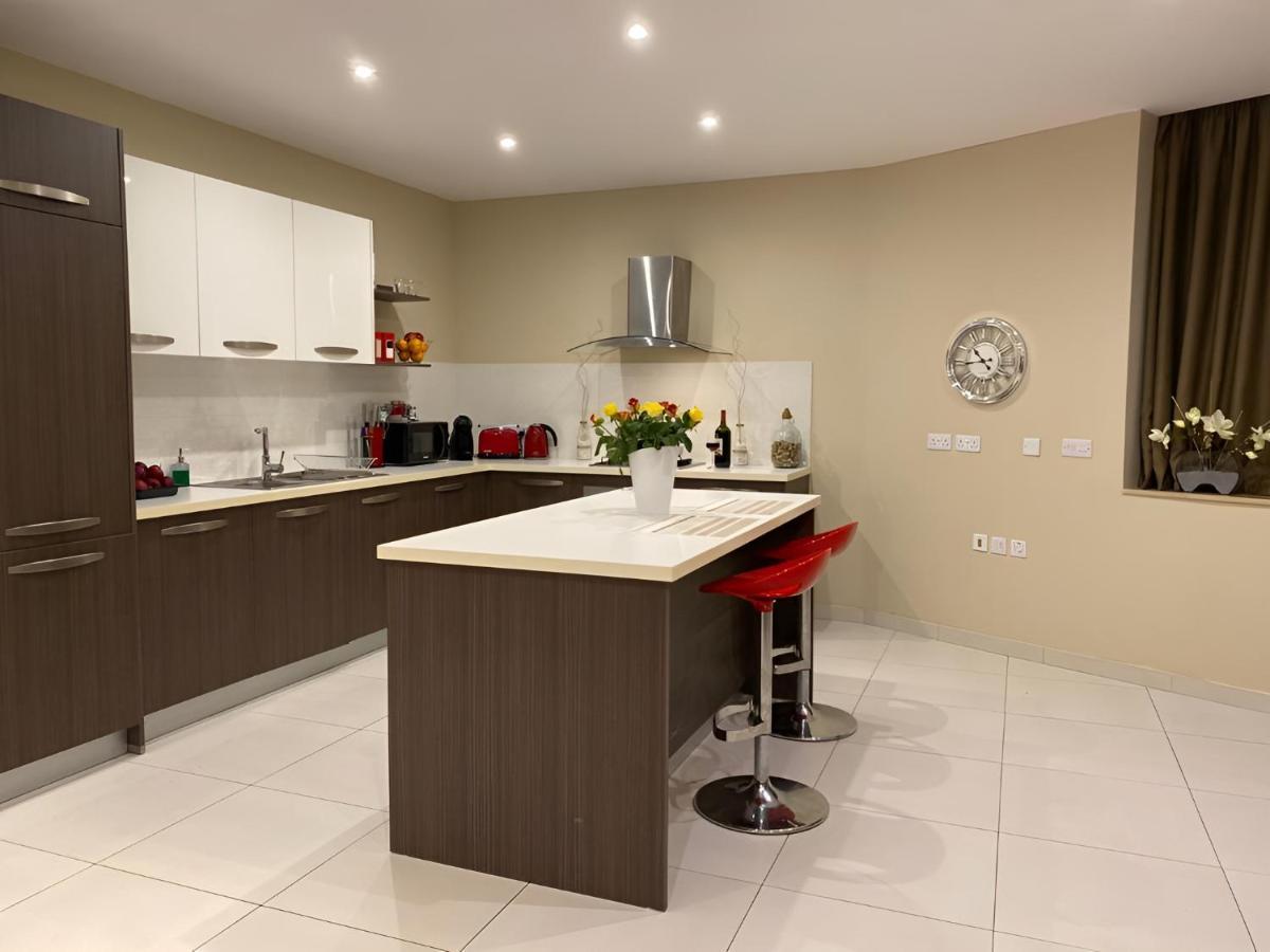 Apartment Super Bright And Spacious Seaview